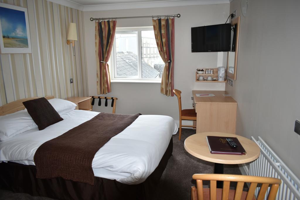 The Corralea Court Hotel Tuam Kültér fotó