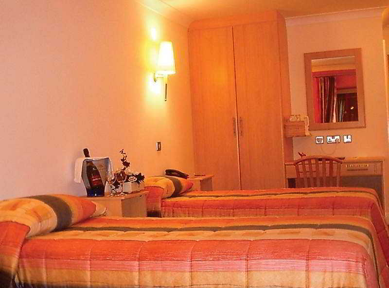 The Corralea Court Hotel Tuam Kültér fotó